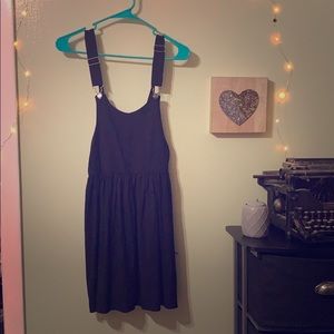 Adorable black mini dress!